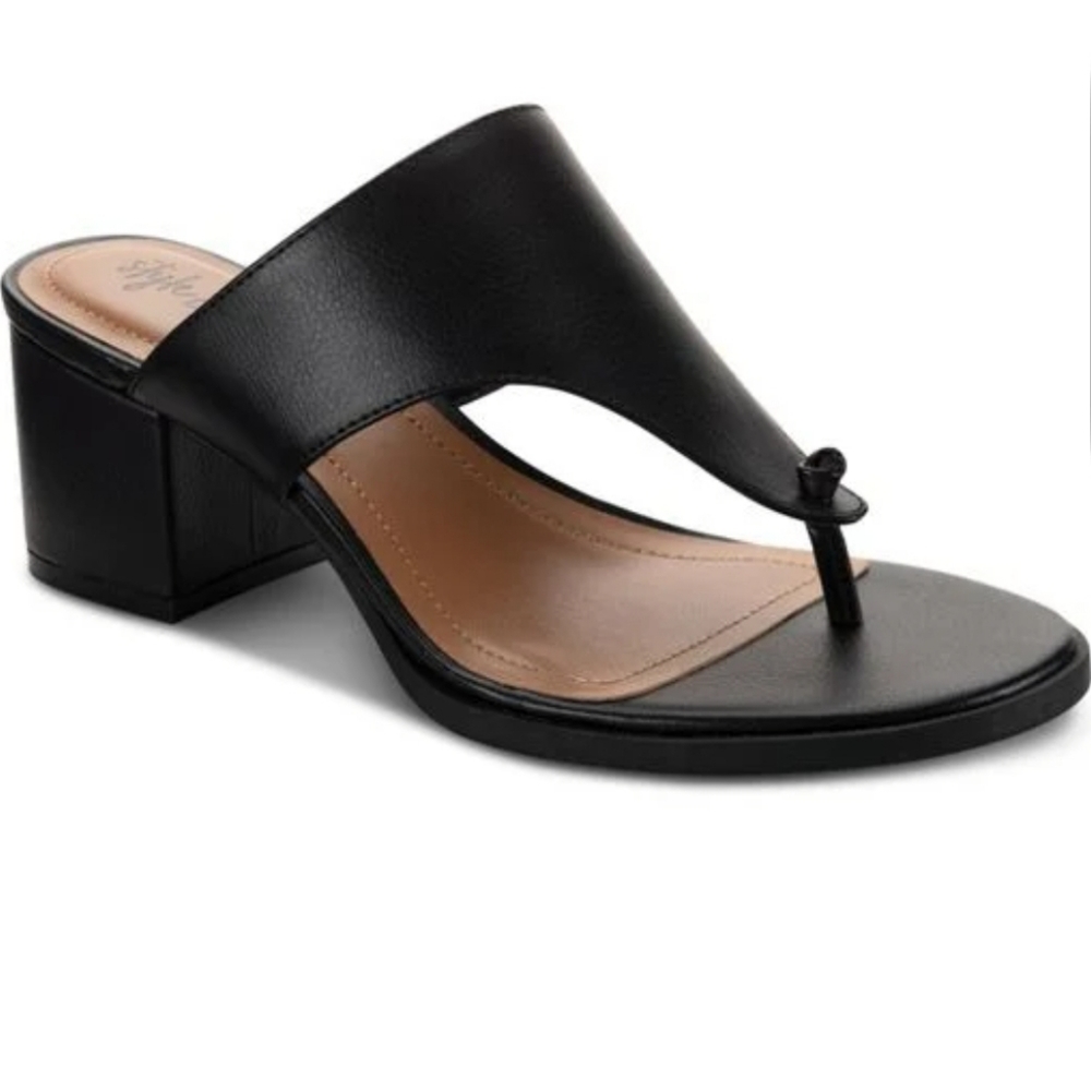 Brand New Style & Co "Kingsley" Thong Dress Sandals.  New with Box